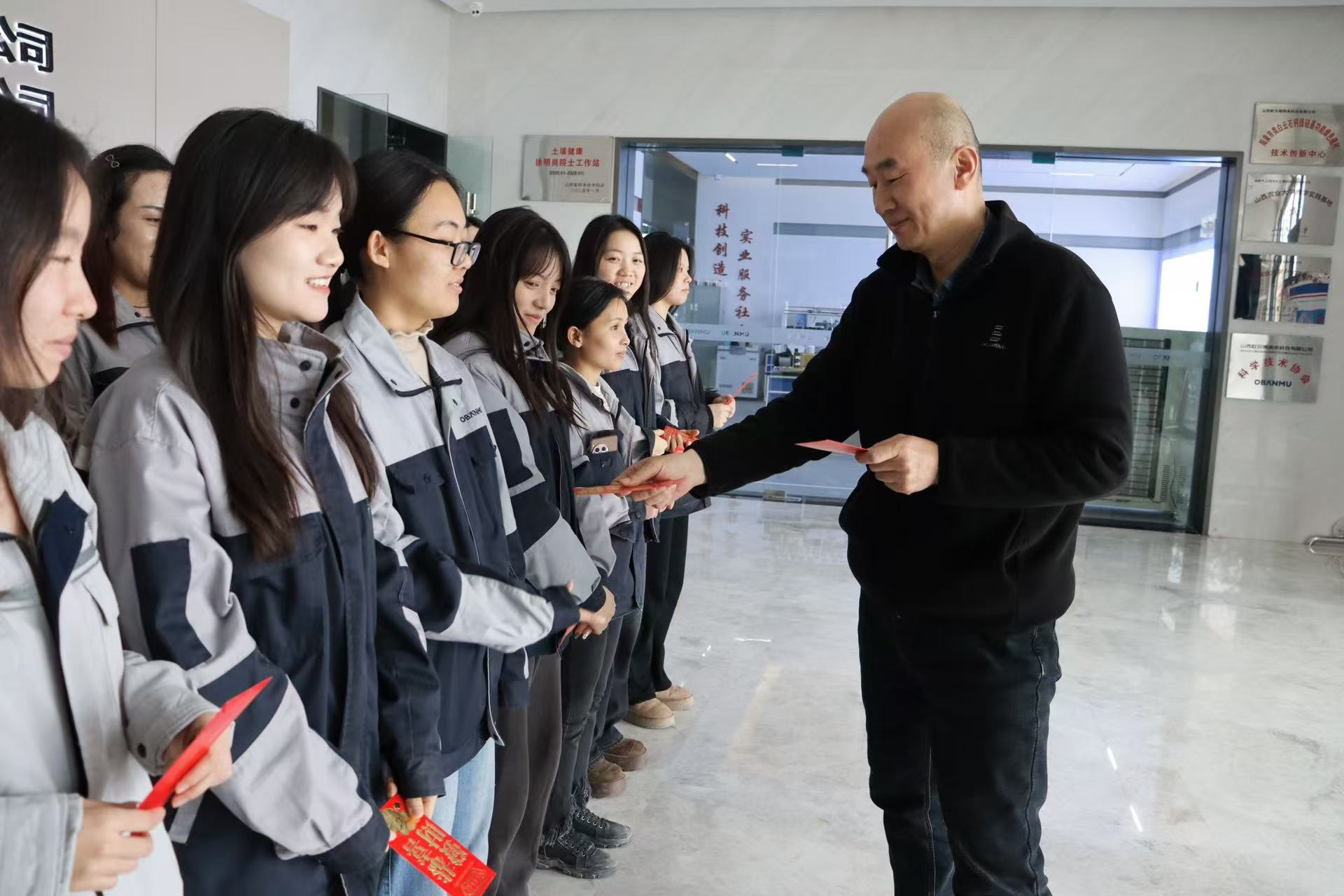 1741836722189921.png 图片1.png
