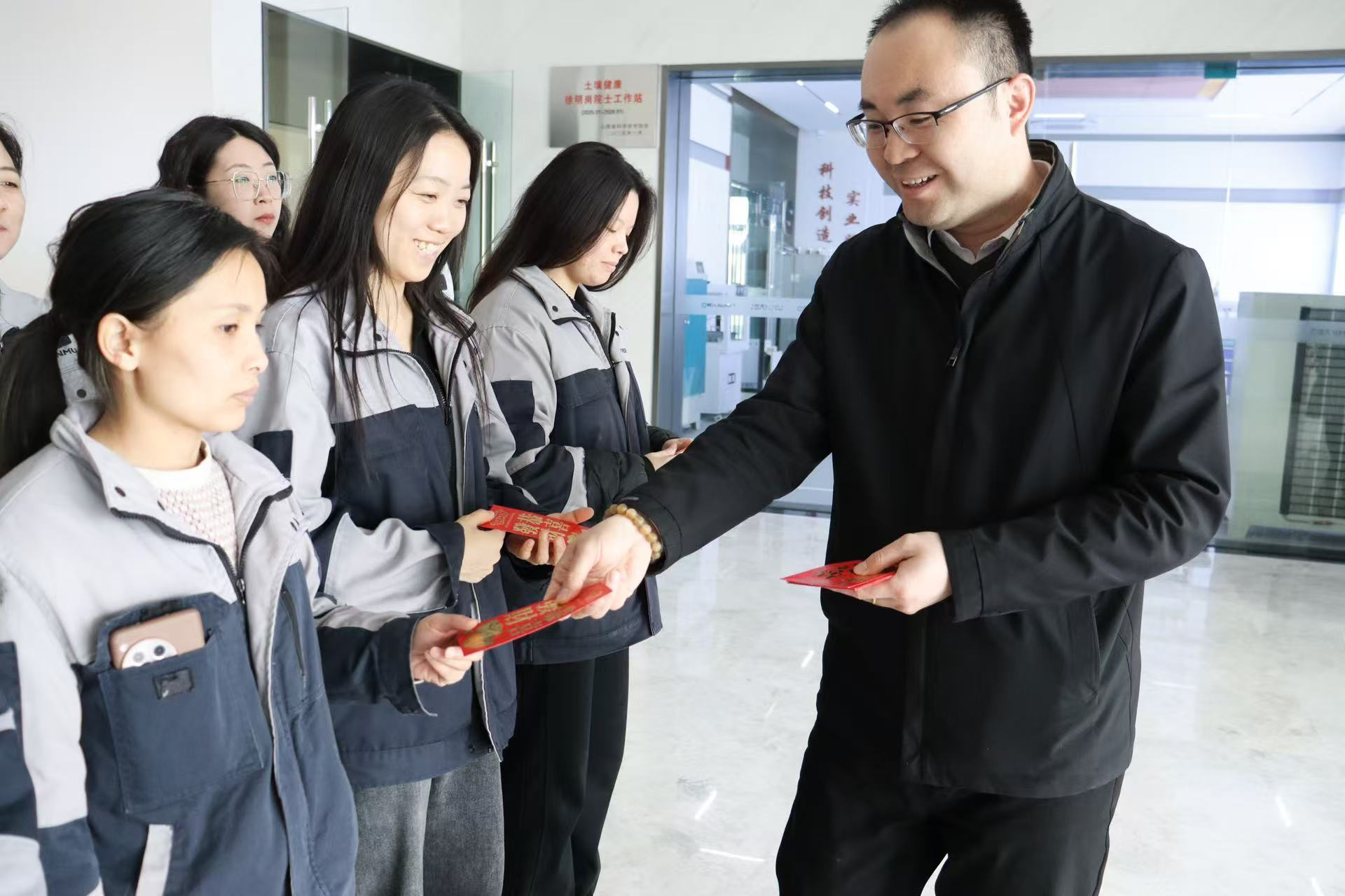 1741836735639111.png 图片2.png